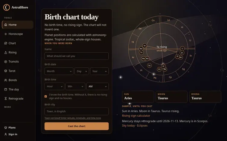 Screenshot of the AstralHoro homepage